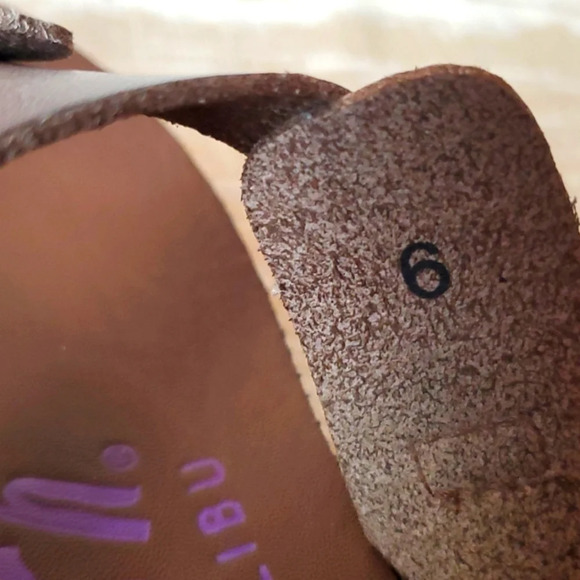 BLOWFISH MALIBU GRECO SLIP-ON SANDALS SZ 6 - Picture 10 of 10